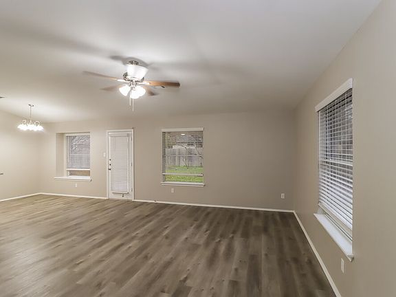 3rd image of 2626 Bradley Ln