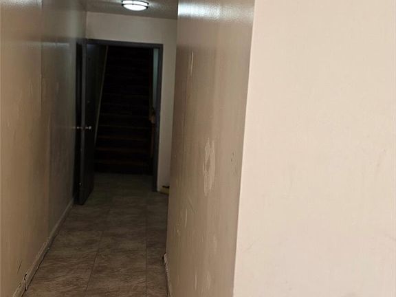 2nd image of 1390 Bristow Street