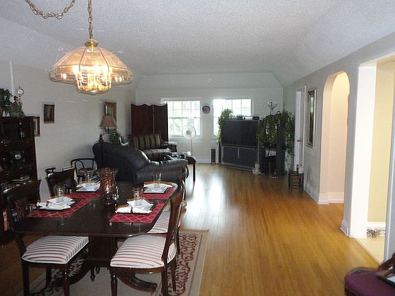 3rd image of 1503 Cordova Grn Building 15