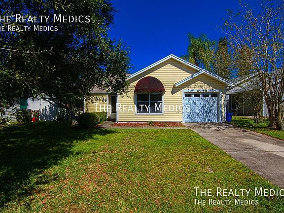 2nd image of 209 Clemens Ct