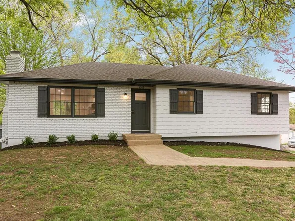 9909 NW Blum Rd, Kansas City, MO 64152