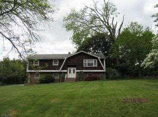 185 Parish Dr, Wayne, NJ 07470