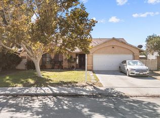 2024 Phlox Ave, Rosamond, CA 93560