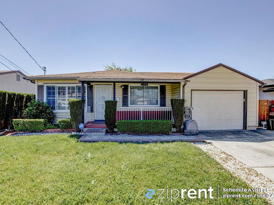 1st image of 133 Carolyn Dr