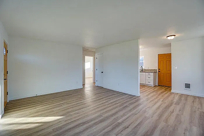 202 Cypress St #202 — Photo 3