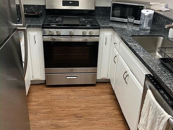 3rd image of 1245 Chelan Ln