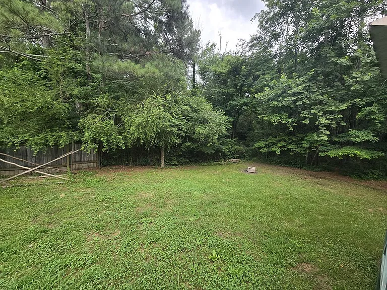 310 Old Horton Rd S #E — Photo 17