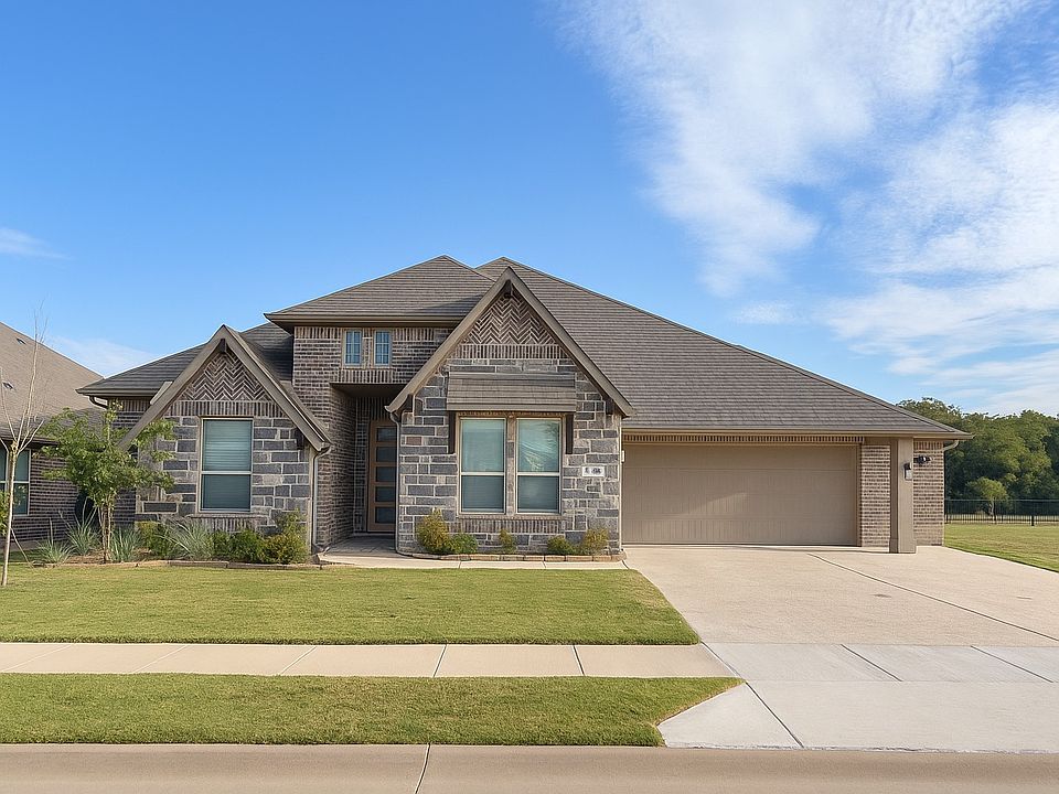 1st image of 218 Oakcrest Dr