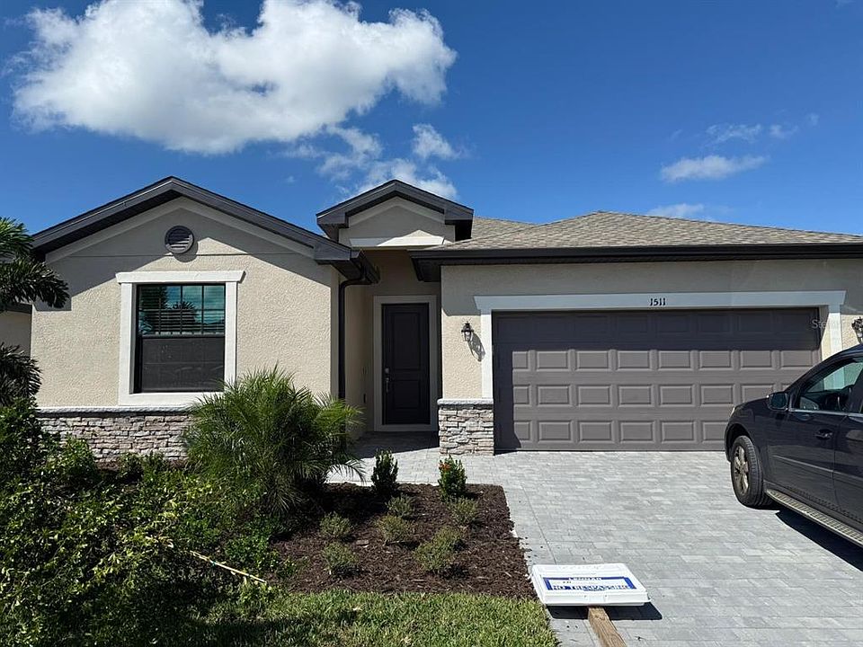 1st image of 1548 Saddlewood Cir #1548