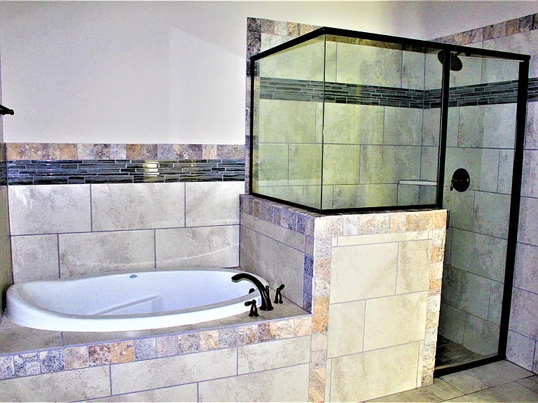 2404 Wills Way Dr — Photo 46