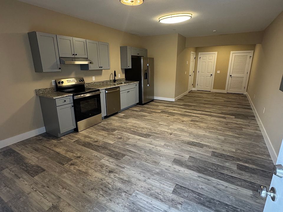 1st image of 108 Church St #C