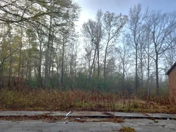 124-B Plantation Place Dr, Hattiesburg, MS 39401