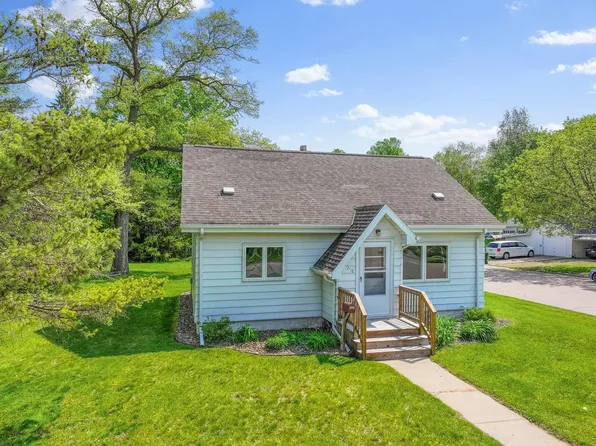 258 S Franklin St, Oconto Falls, WI 54154