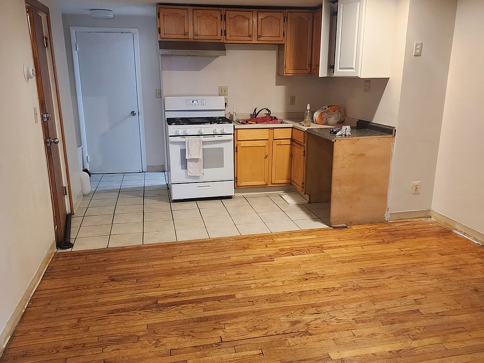 1st image of 65A Beach St #3A