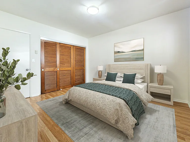 1850 Greenfield Ave #8 — Photo 10