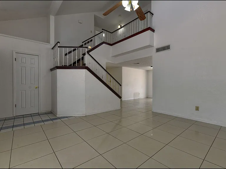 695 Bluff Canyon Cir — Photo 8