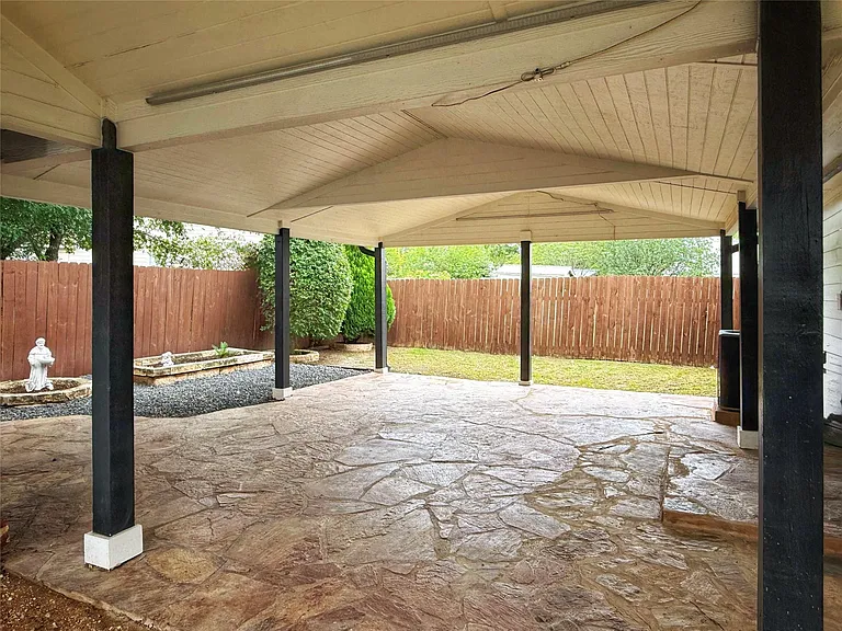 6915 Villita Avenida St — Photo 23
