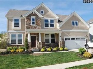 1080 Morning Glory Dr, Macedonia, OH 44056