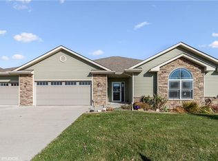 6024 Robin Rd, Pleasant Hill, IA 50327