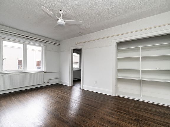 3rd image of 100 Vaughan Rd #1422407