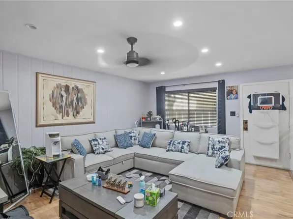 3301 Santa Fe Ave APT 50, Long Beach, CA 90810