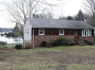 285 High Crest Dr, West Milford, NJ 07480