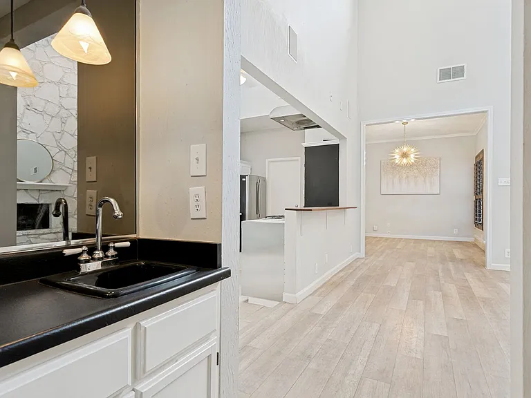 8510 Watchtower St — Photo 11