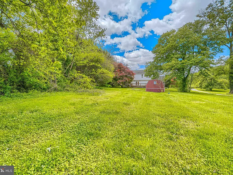 605 N Paradise Rd — Photo 44