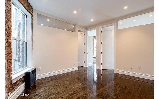 Rented by Douglas Elliman | media 22