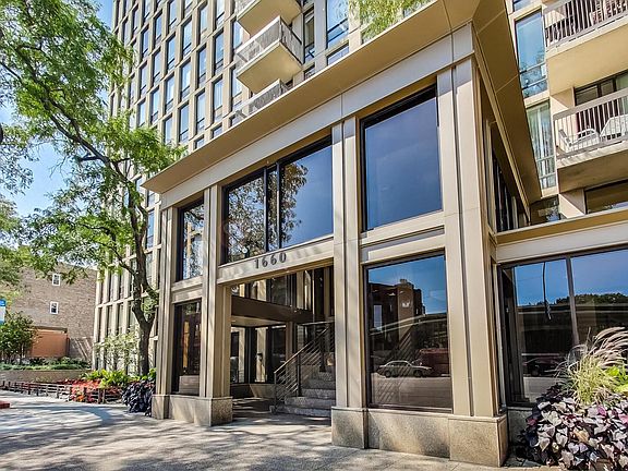 2nd image of 1660 N La Salle St #3605