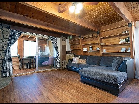 3rd image of 6254 Ponderosa Dr