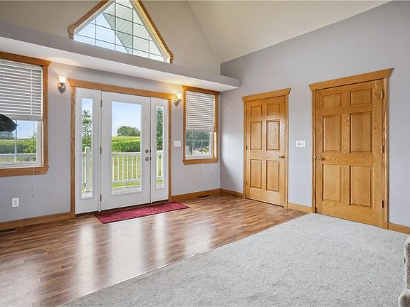 5th image of 913 Marnett Dr