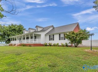 2155 County Road 356, Groveoak, AL 35975