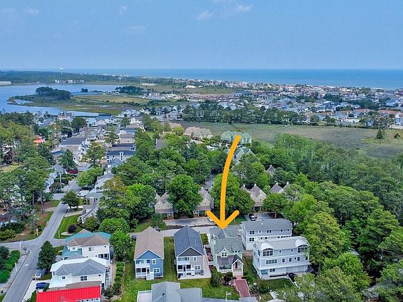 3rd image of 513 Hudson Ave