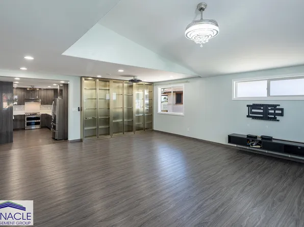 925 Pilialo St, Honolulu, HI 96816