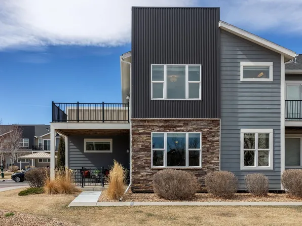 653 Grandview Mdws Dr, Longmont, CO 80503