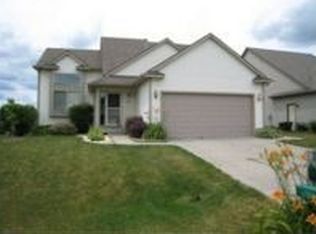 581 Winding River Dr, Williamston, MI 48895