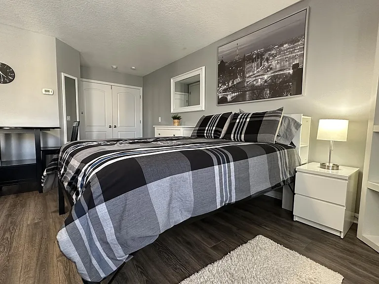 13254 Phoenix Dr — Photo 5