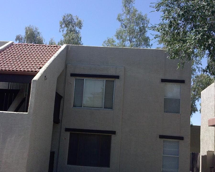 1st image of 1927 E Hampton Ave Unit 236
