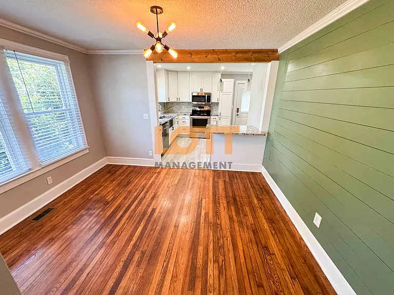 106 E C Ave — Photo 13
