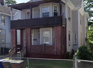 69 Lee Ave, Bridgeport, CT 06605