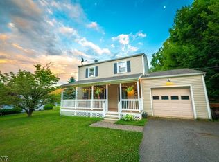 728 Warren Glen Rd, Bloomsbury, NJ 08804
