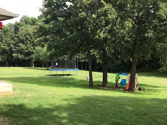 3rd image of 41229 Cottage Dr
