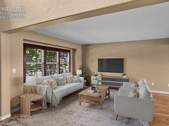 4th image of 5481 Barnstormers Ave