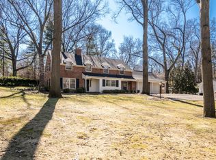 2950 Hickory La, Ann Arbor, MI 48104