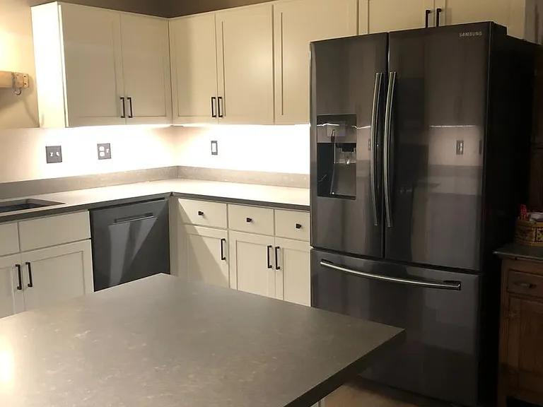 220 Acacia Dr — Photo 29