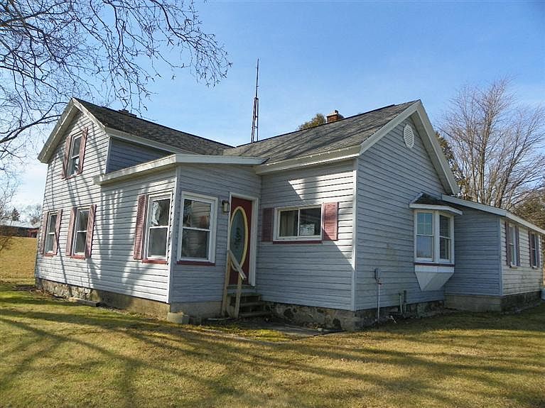 1st image of 13027 Wisner Ave