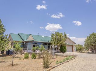7 Lockwood Ln, Edgewood, NM 87015