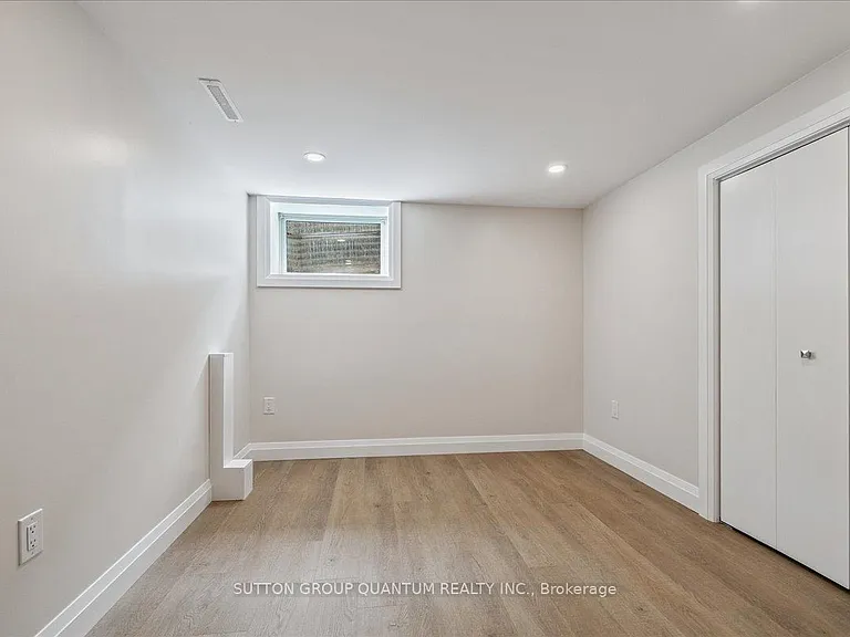 18 Pleasant Ave #2 — Photo 14