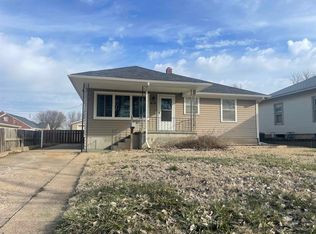 619 E Wisconsin St, Russell, KS 67665